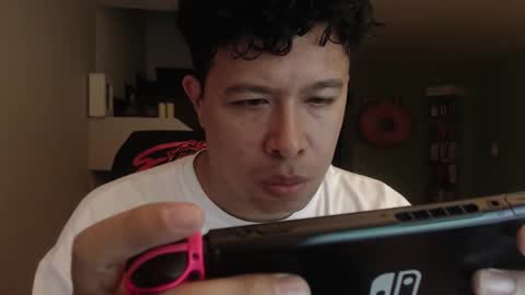 Snapshot of _mr_panda_ chatting on 03-08-25, 05:17 Panda online show from 03-08-25, 05:17