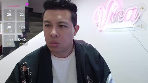 Snapshot of _mr_panda_ chatting on 09-18-25, 03:25 Panda online show from 09-18-25, 03:25