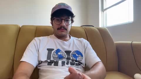 Snapshot of _mrguy_ chatting on 09-19-25, 03:24 _mrguy_ online show from 09-19-25, 03:24