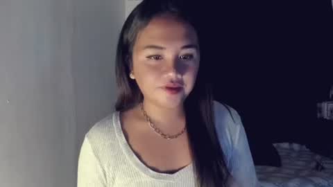 Snapshot of _mslibaylibay_ chatting on 04-23-26, 05:37 Angel online show from 04-23-26, 05:37