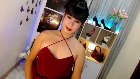 Snapshot of _mysticdoll_ chatting on 10-07-25, 01:03 _mysticdoll_ online show from 10-07-25, 01:03