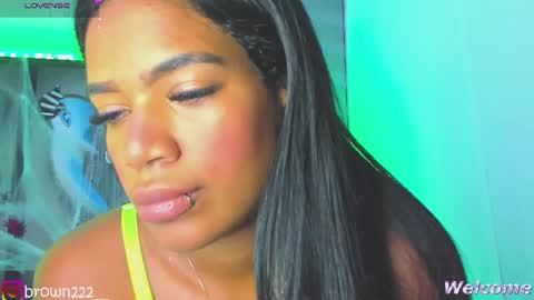 naomi brown online show from 10-26-25, 02:17