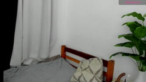 Snapshot of _natalya69_ chatting on 06-06-26, 01:27 _natalya69_ online show from 06-06-26, 01:27