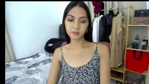 Snapshot of _natalya69_ chatting on 06-08-26, 12:27 _natalya69_ online show from 06-08-26, 12:27