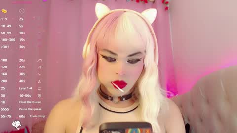 Snapshot of _natsuki chatting on 01-27-25, 05:14 _natsuki online show from 01-27-25, 05:14