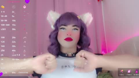 Snapshot of _natsuki chatting on 02-20-25, 12:08 _natsuki online show from 02-20-25, 12:08