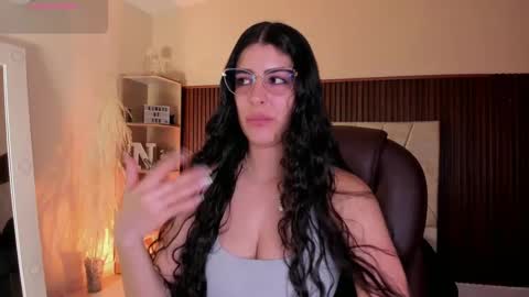 Niah  You can call me Ni or cutie haha online show from 09-24-25, 08:01