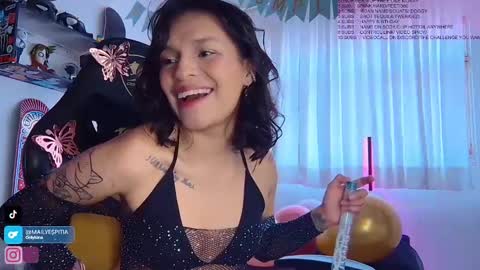 Mai   MODEL INDEPENT  online show from 01-11-25, 05:51