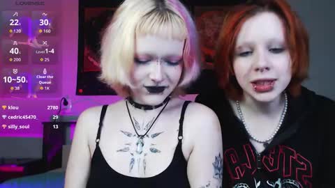 Nicole online show from 12-15-25, 03:44