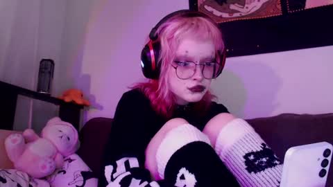 Nicole online show from 07-02-26, 02:34