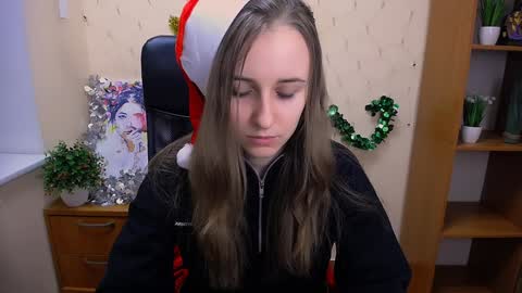 Snapshot of _nicole_new chatting on 12-07-24, 12:24 Nica online show from 12-07-24, 12:24