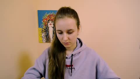 Snapshot of _nicole_new chatting on 01-12-25, 03:25 Nica online show from 01-12-25, 03:25