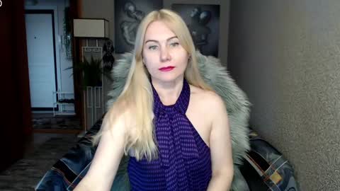 Donella    online show from 03-08-25, 11:27