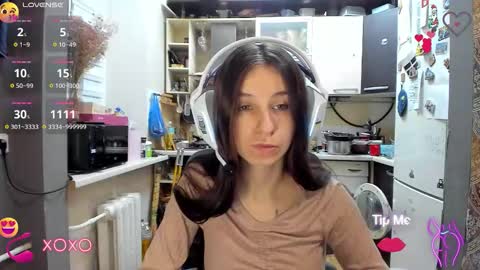 Nika online show from 10-27-25, 02:54