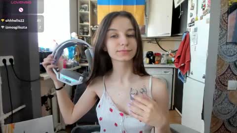 Nika online show from 04-21-26, 07:14