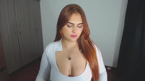 Nina  online show from 01-02-25, 07:29