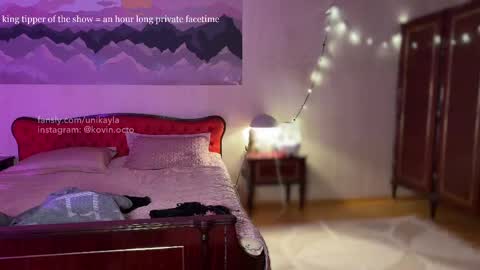 Snapshot of _octopussy_ chatting on 02-14-25, 07:28 Mikayla online show from 02-14-25, 07:28