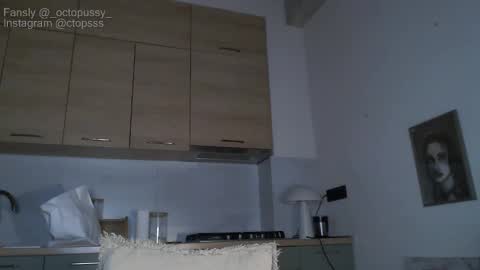 Mikayla online show from 02-03-26, 07:41