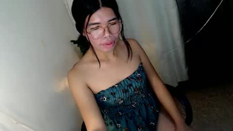 _odette22 online show from 05-22-26, 06:02