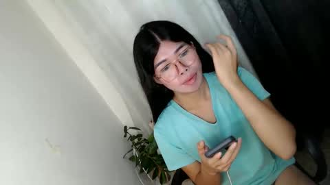 _odette22 online show from 06-05-26, 06:52