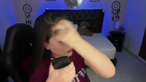 Olivia jones online show from 09-23-25, 02:31