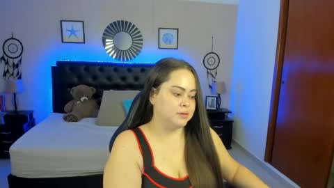 Snapshot of _oliviajoness chatting on 04-25-26, 12:41 Olivia jones online show from 04-25-26, 12:41