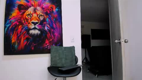 Snapshot of _pantera_09 chatting on 07-12-26, 11:45 Kevin online show from 07-12-26, 11:45