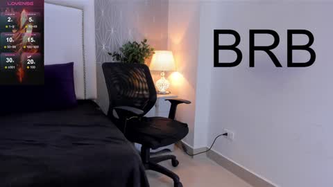 Snapshot of _peach1_ chatting on 01-31-25, 06:03 peach1 online show from 01-31-25, 06:03