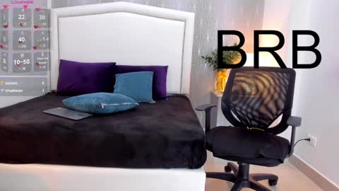 Snapshot of _peach1_ chatting on 02-05-25, 06:15 peach1 online show from 02-05-25, 06:15