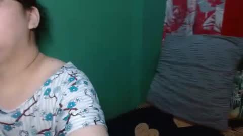 Snapshot of _pinayglamourbum_143xxx_ chatting on 06-01-26, 08:16 Pinaylovelybum online show from 06-01-26, 08:16