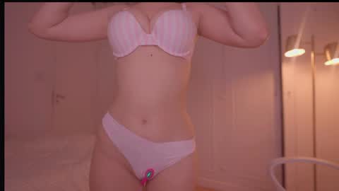 Eva online show from 04-21-26, 11:40