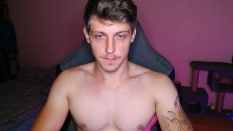 Snapshot of _purrari chatting on 09-17-25, 11:39 Vampire online show from 09-17-25, 11:39