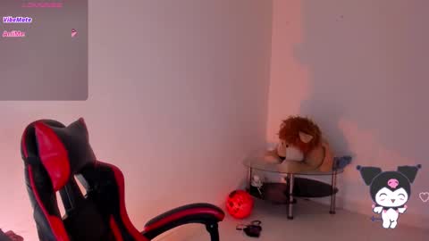 Stefany online show from 10-22-25, 08:58