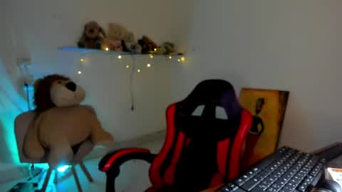 Stefany online show from 06-19-26, 06:56
