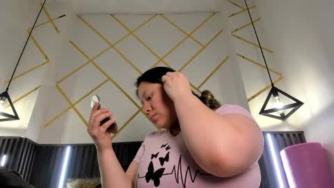 rebecca online show from 03-30-26, 01:39