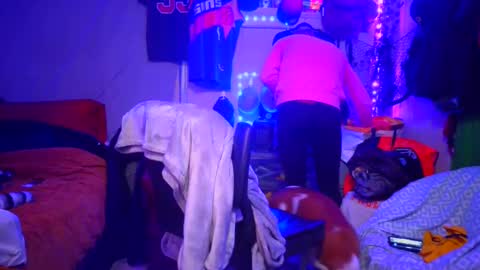 Snapshot of _redxxx chatting on 12-28-24, 08:58 REDxxx online show from 12-28-24, 08:58