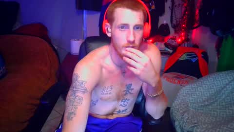 Snapshot of _redxxx chatting on 12-29-24, 02:00 REDxxx online show from 12-29-24, 02:00