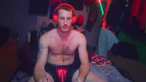 Snapshot of _redxxx chatting on 01-06-25, 12:02 REDxxx online show from 01-06-25, 12:02