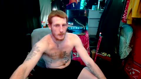 Snapshot of _redxxx chatting on 01-25-25, 08:21 REDxxx online show from 01-25-25, 08:21