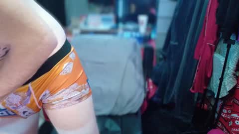 Snapshot of _redxxx chatting on 02-05-25, 02:08 REDxxx online show from 02-05-25, 02:08