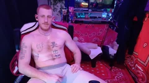 Snapshot of _redxxx chatting on 02-17-25, 08:15 REDxxx online show from 02-17-25, 08:15