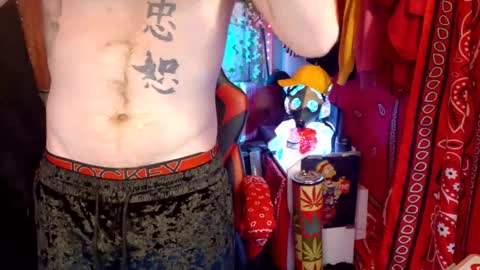 Snapshot of _redxxx chatting on 09-22-25, 07:32 REDxxx online show from 09-22-25, 07:32