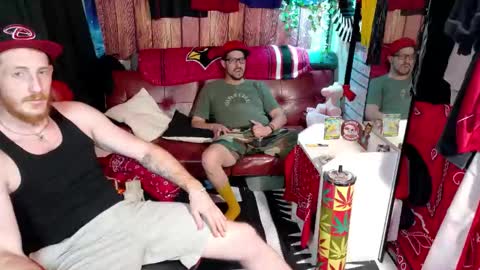 REDxxx online show from 11-05-25, 10:32