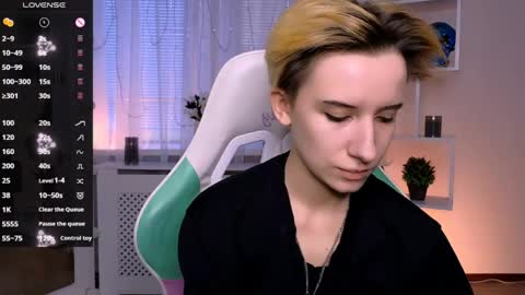 Snapshot of _rein_ramm chatting on 05-12-26, 03:53 Rein online show from 05-12-26, 03:53