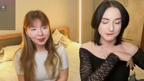 Snapshot of _reverse_gang_ chatting on 04-25-26, 04:48 LISSAPVT IS OPEN online show from 04-25-26, 04:48