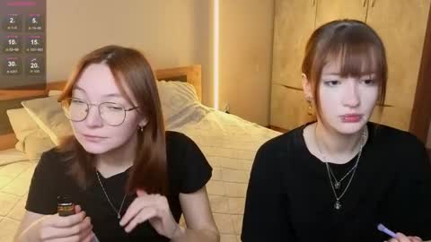 Snapshot of _reverse_gang_ chatting on 04-28-26, 03:00 LISSAPVT IS OPEN online show from 04-28-26, 03:00