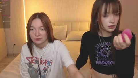 Snapshot of _reverse_gang_ chatting on 05-15-26, 03:46 LISSAPVT IS OPEN online show from 05-15-26, 03:46