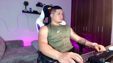 Roberto online show from 03-04-25, 12:33