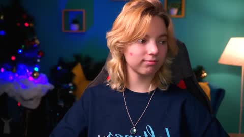 Snapshot of _rockstone_ chatting on 12-16-24, 05:38 Rock stone online show from 12-16-24, 05:38