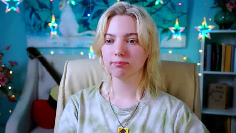 Snapshot of _rockstone_ chatting on 12-26-24, 10:26 Rock stone online show from 12-26-24, 10:26